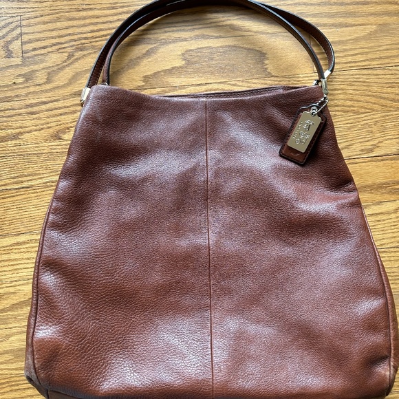 Coach Madison Pebbled Leather Phoebe Shoulder Bag - Excellent Used Condition - Picture 1 of 11